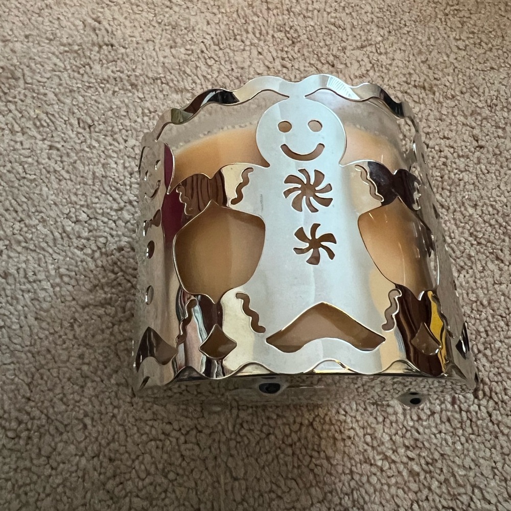 Slatkin & Co Gingerbread Man Holiday Candle Holder